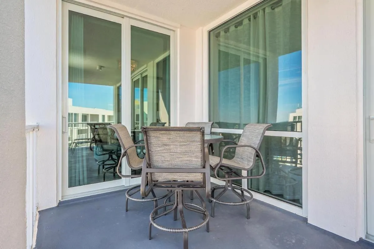 1125 Shoreline Towers Penthouse 3Bd Free Beach Set Garage Space Destin 0*,  United States
