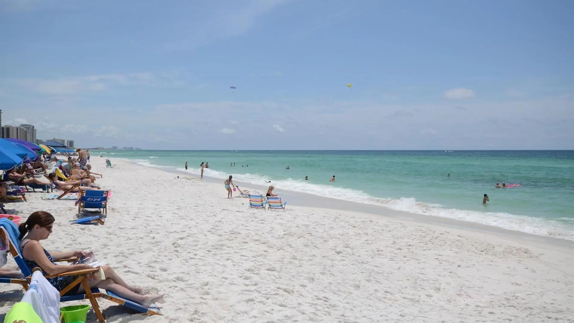 Holiday home 1125 Shoreline Towers Penthouse 3Bd Free Beach Set Garage Space Destin