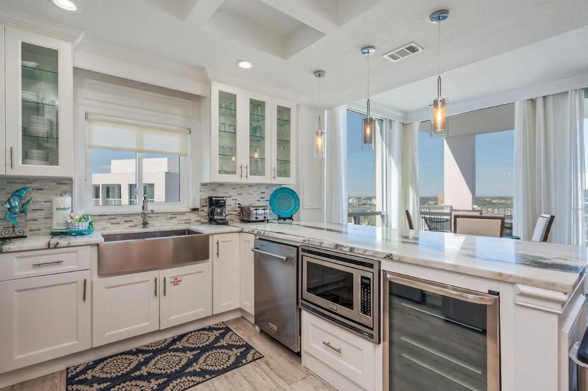 1125 Shoreline Towers Penthouse 3Bd Free Beach Set Garage Space Destin 0*,  Stany Zjednoczone Ameryki